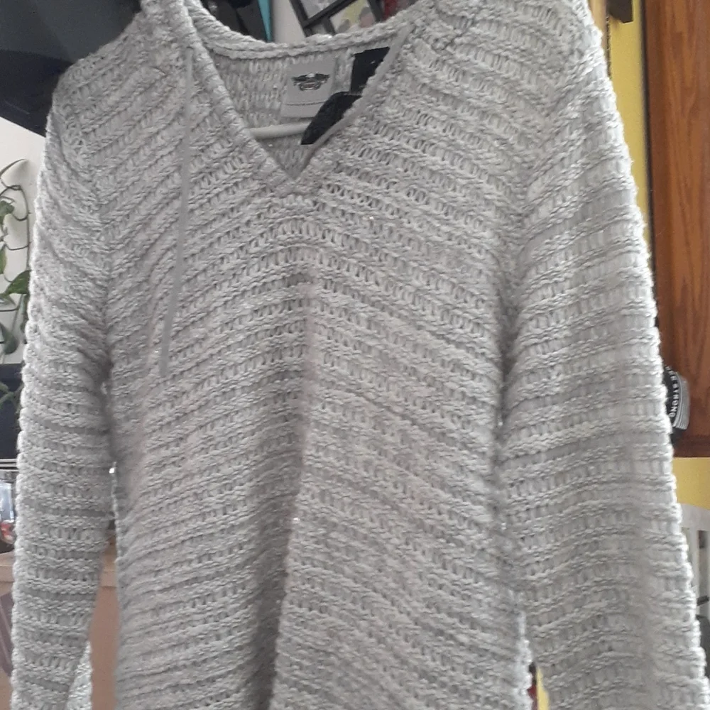 Sweater - Picture 1 of 1